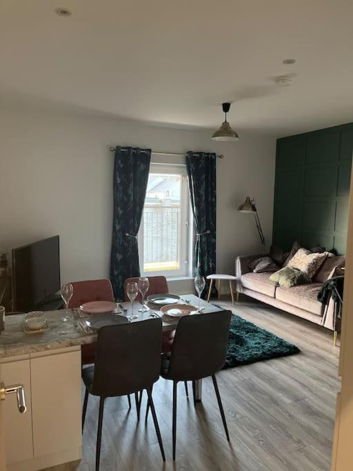 Corran Mews Apartment Larne Bagian luar foto